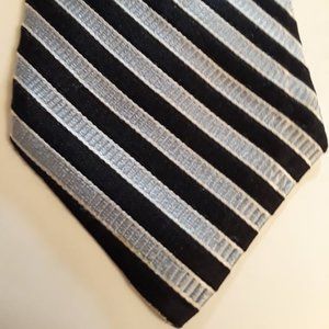 TOMMY HILFIGER - 100% SILK NECKTIE - LIGHT BLUE AND BLACK